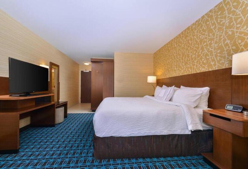 Люкс Кровать Кинг, Fairfield Inn & Suites By Marriott Coralville