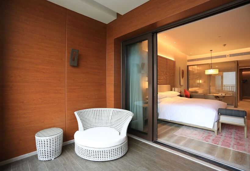 سوئیت اجرایی با چشم‌انداز دریا, Shenzhen Marriott Hotel Golden Bay