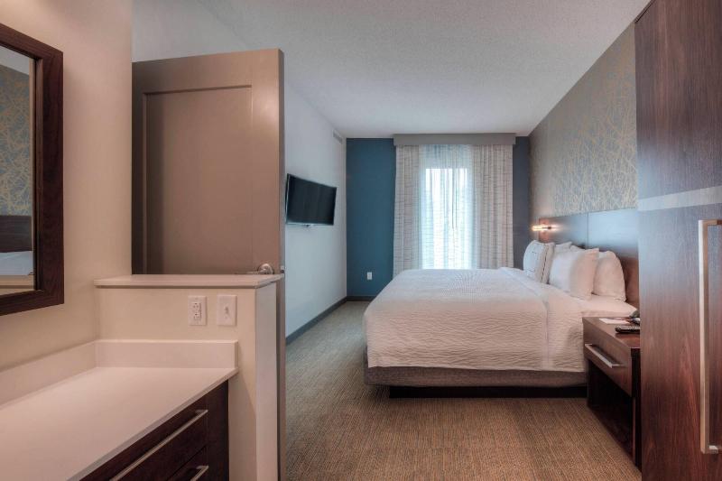 带大床的套房, Residence Inn By Marriott Raleigh Downtown