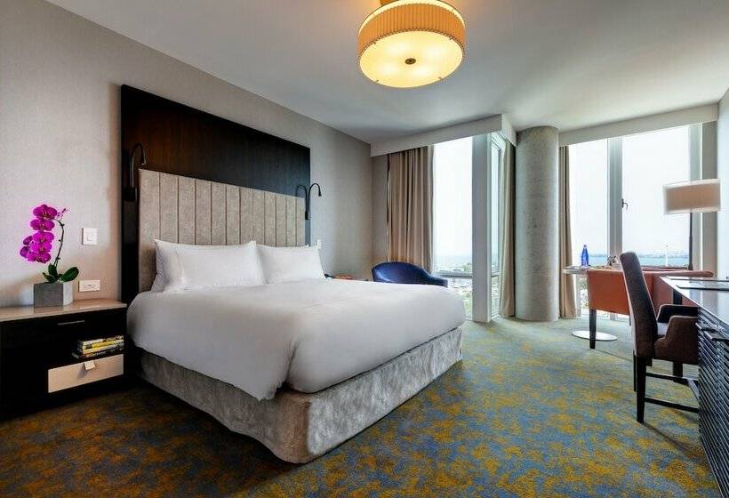 ダブルベッドスタンダードルーム, X Toronto By Library Hotel Collection