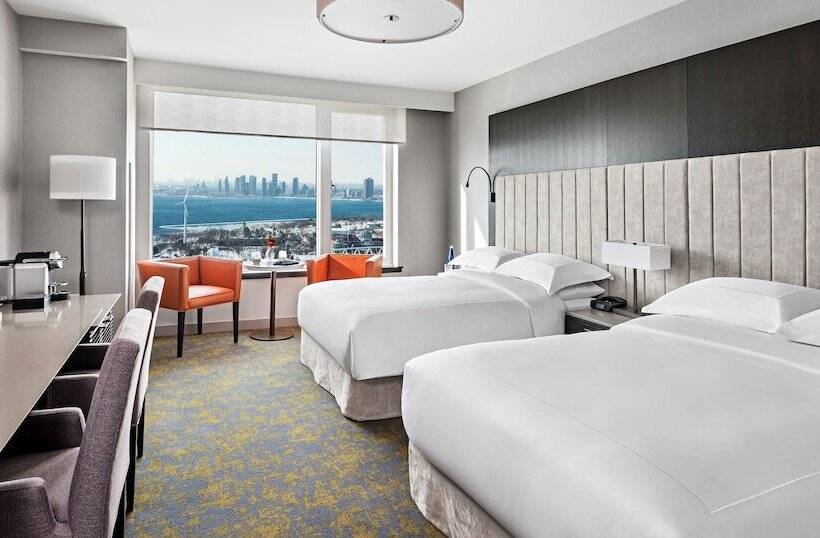 Camera Premium, X Toronto By Library Hotel Collection