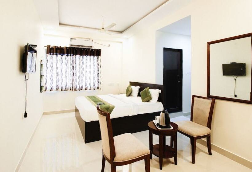 Habitación Deluxe, Treebo Midtown