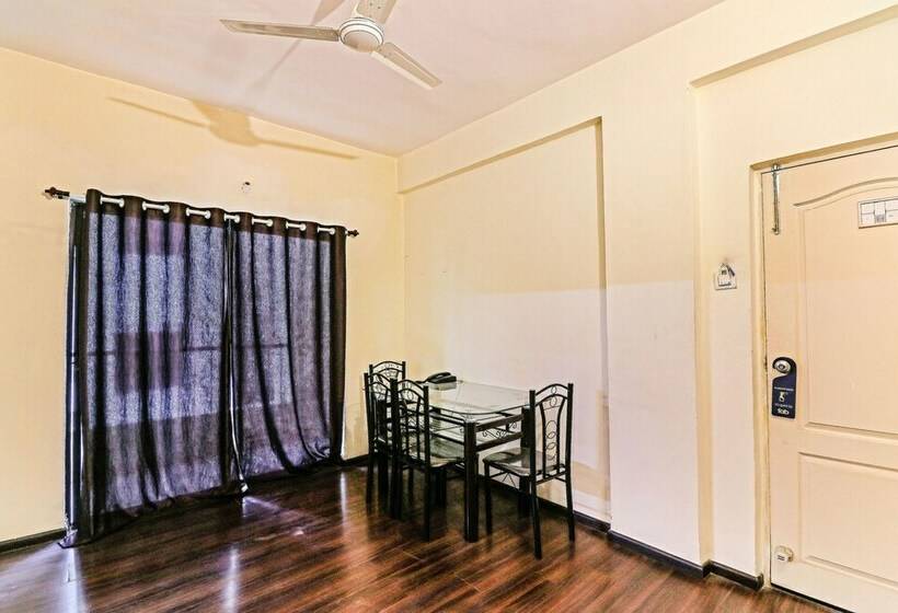Номер Deluxe, Fabhotel East Field Homes   Nr Airport Road