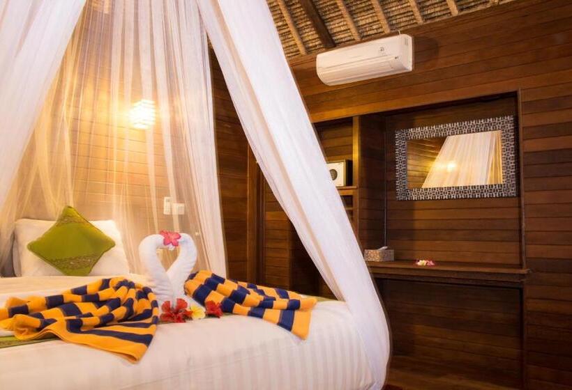 Бунгало Стандарт, Lembongan Mantra Huts