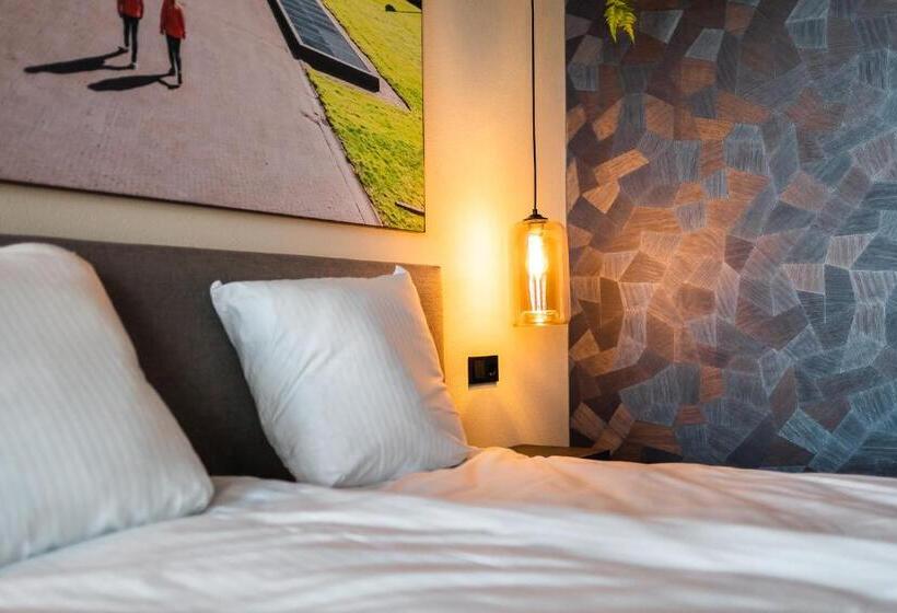 Номер Deluxe, Onderwijshotel De Rooi Pannen Eindhoven