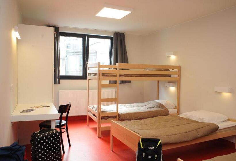اتاق استاندارد چهار تخته, Hostel Bruegel