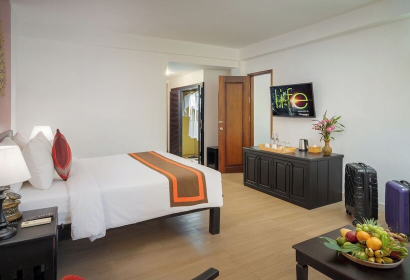 풀 전망 클래식 룸, Pandora Suite D Angkor