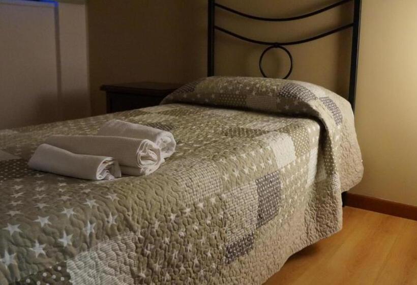 اتاق استاندارد یک تخته با سرویس بهداشتی مشترک, B&b Culla Dell Aquila