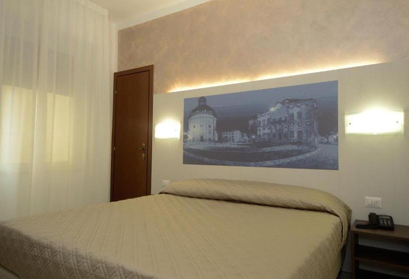 Номер Стандарт с Балконом, Lido Mazzini