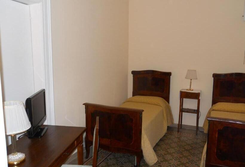 Standard room with outdoor bath, Borgo Due Mari