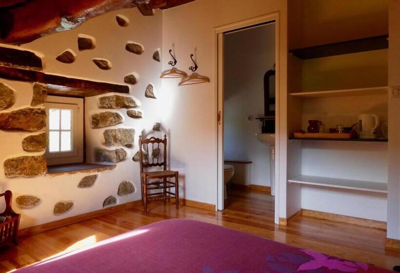 Номер Стандарт, Chambres D'hôtes Agorerreka