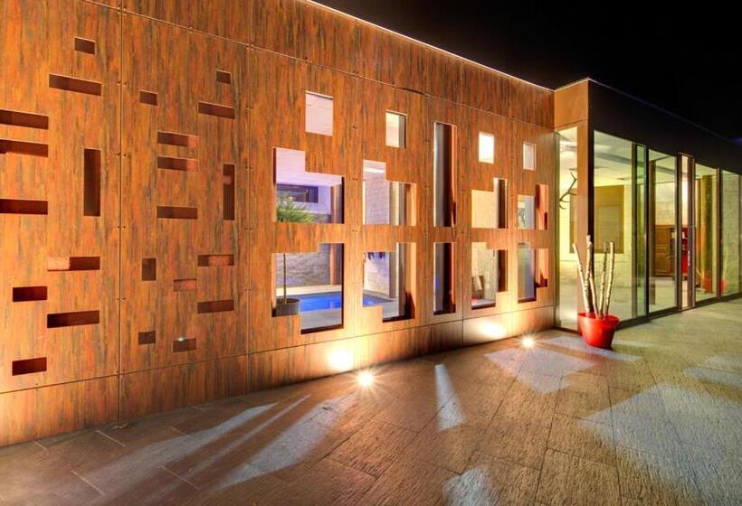 Апартаменты 2 Спальни, Château De Candes   Art & Spa