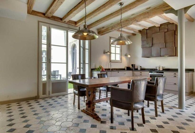 Номер Стандарт, Château De Candes   Art & Spa
