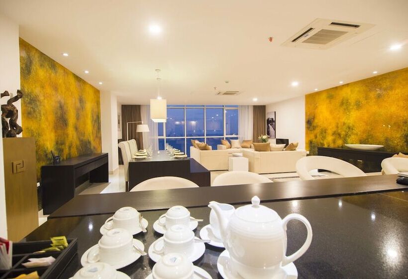 Апартаменты Premium 3 Спальни, Platinum One Suites