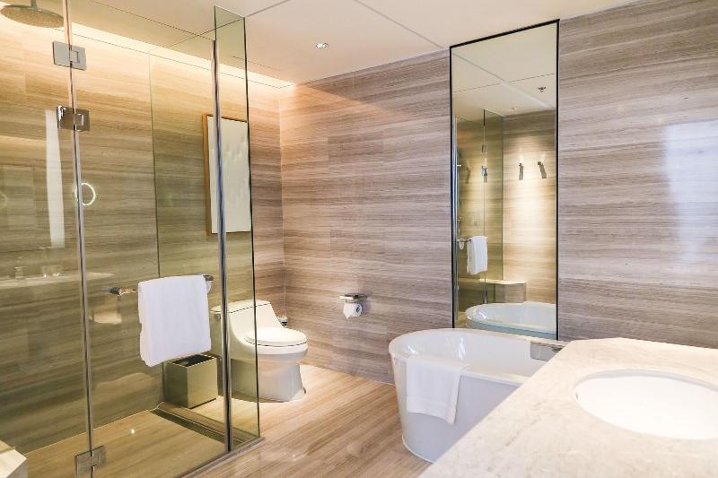 اتاق اجرایی با تخت بزرگ, Shanghai Marriott Hotel Kangqiao