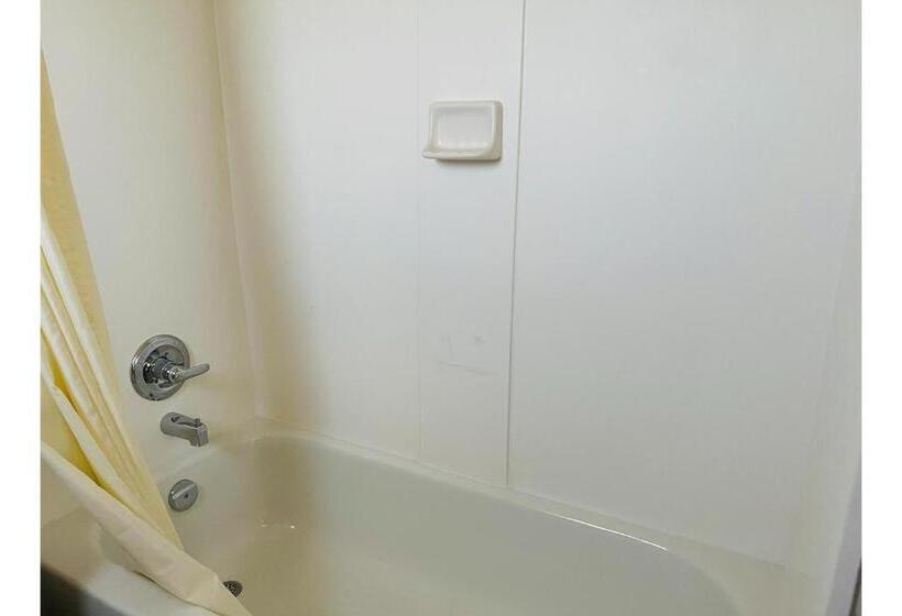 Номер Стандарт, Budget Inn Motel Perrysburg Oh