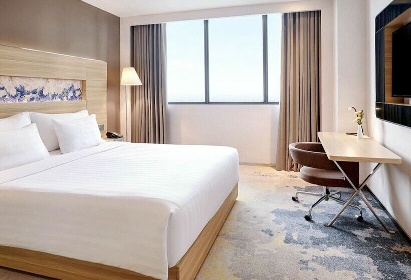 高级大房间, Novotel Samator Surabaya Timur
