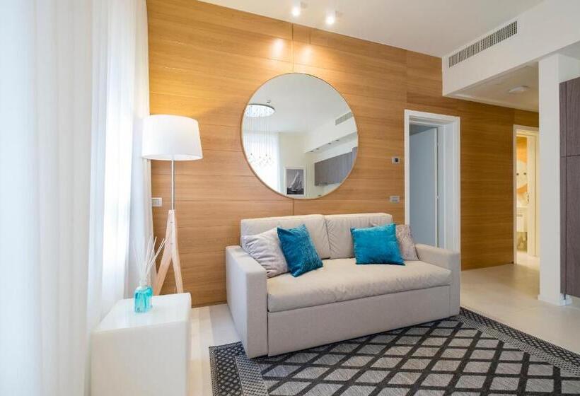 آپارتمان پرستیژ 1 خوابه, Metropol Ceccarini Suite   Luxury Apartments