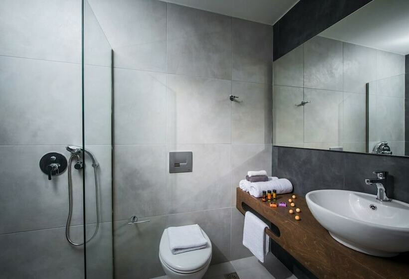 Полулюкс, Paralos Lifestyle Beach Adults Only