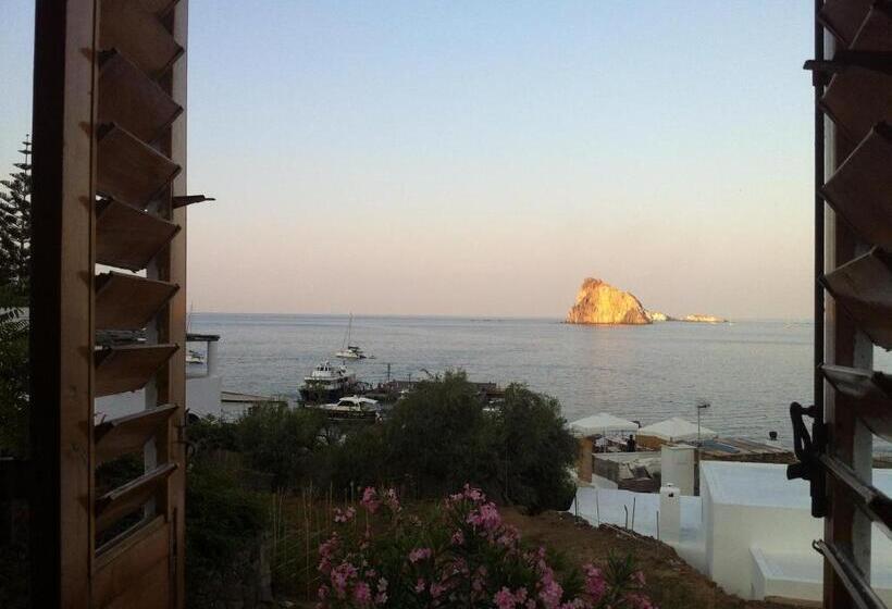 غرفة سوبيريور مطلّة علي البحر, Ristorante O Palmo Inn