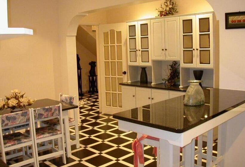 Family Suite, Moradia Familiar Novavista   T3