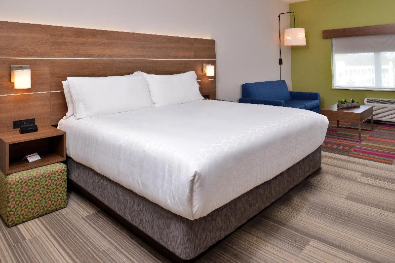 Engelliler için Büyük Çift Kişilik Yataklı Standart Oda, Holiday Inn Express & Suites Alachua   Gainesville Area, An Ihg