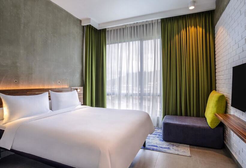 Люкс Superior, Ibis Styles Kota Kinabalu Inanam