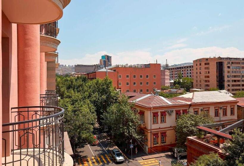 수피리어 룸, The Alexander, A Luxury Collection Hotel, Yerevan