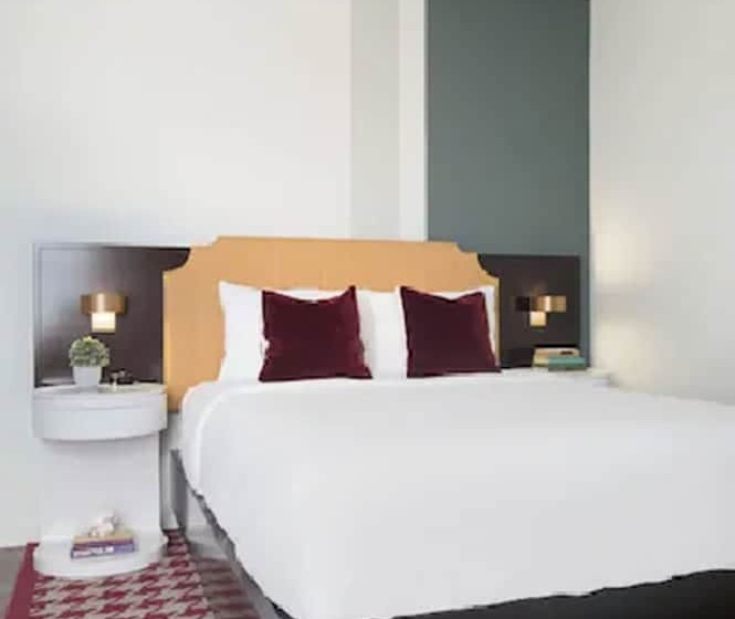 Номер Стандарт, Tryp By Wyndham Newark Downtown