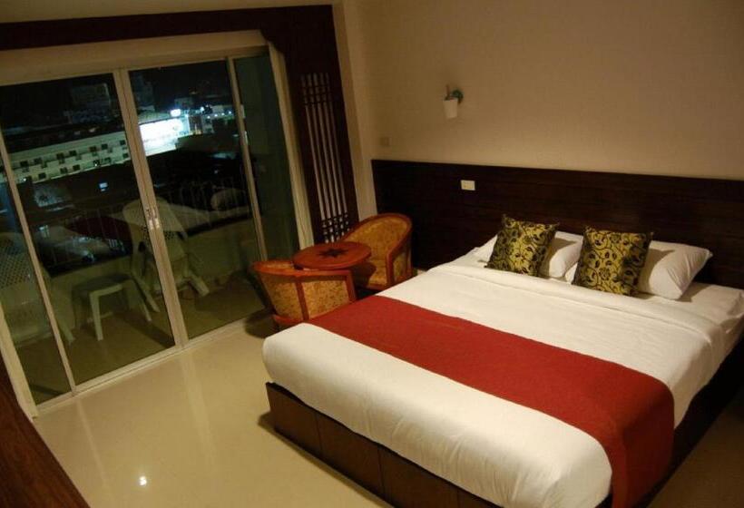 Utcára Néző Deluxe Szoba, Baan Manthana Hotel, Hua Hin