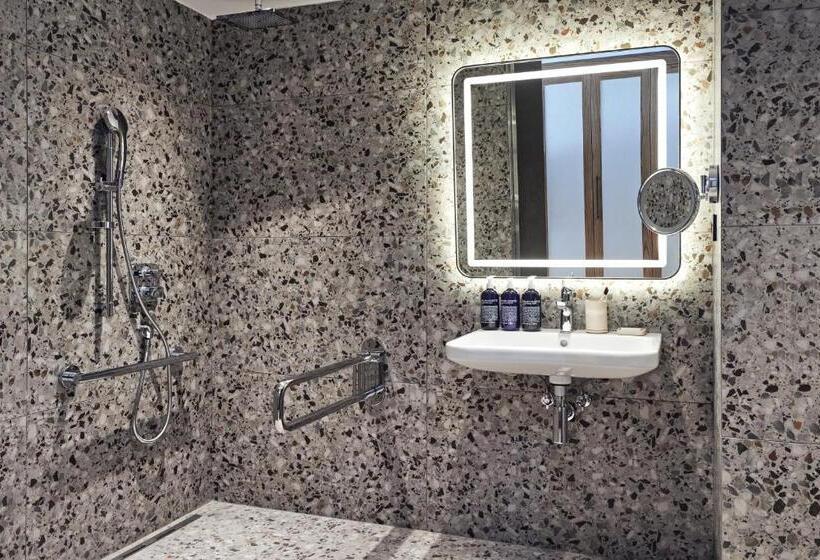 Номер Стандарт Кровать Кинг Адаптированный для Инвалидов, Hyde Bodrum - Adult Only