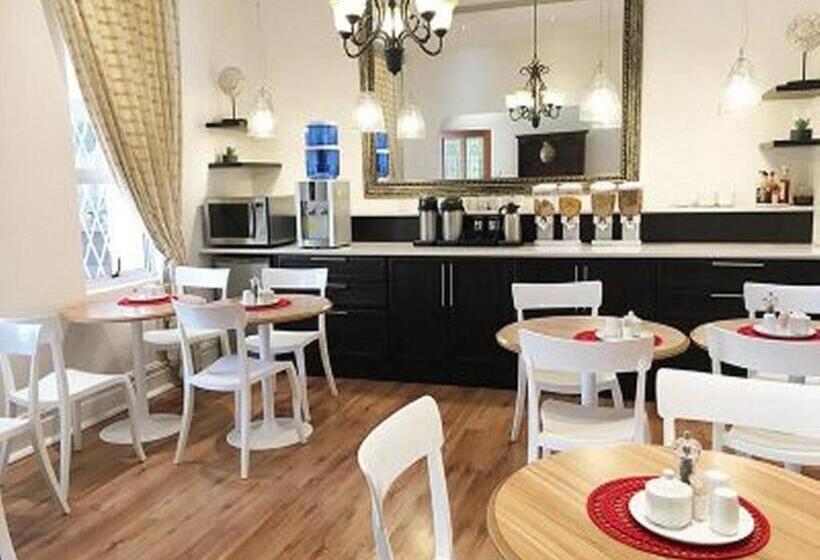 标准单人间, Peaches & Cream Bed & Breakfast