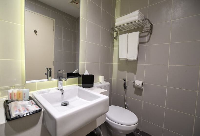 Люкс Классика, Ramada By Wyndham Meridin Johor Bahru
