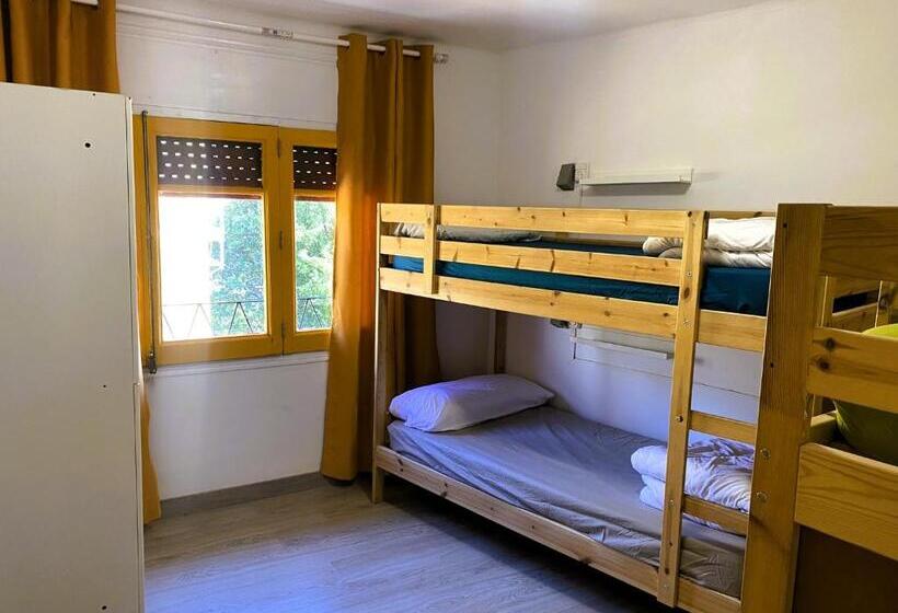 تختخواب در اتاق مشترک, Alberg Els Andes