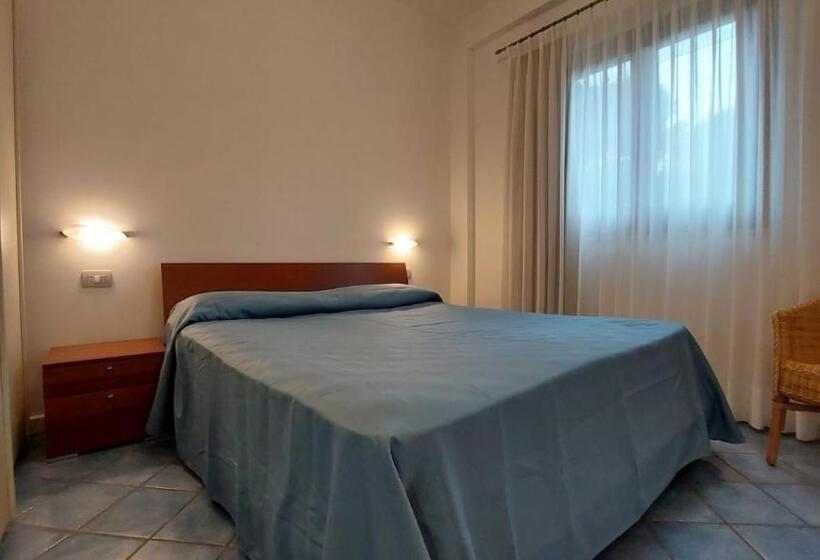 Апартаменты 1 Спальня, Trezene Village