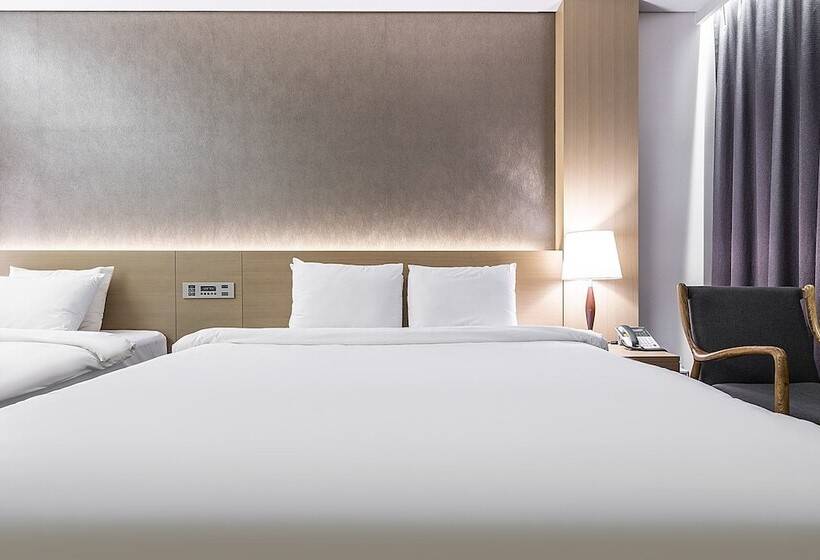 غرفة ديلوكس, Wonju City Hotel Hyeoksin