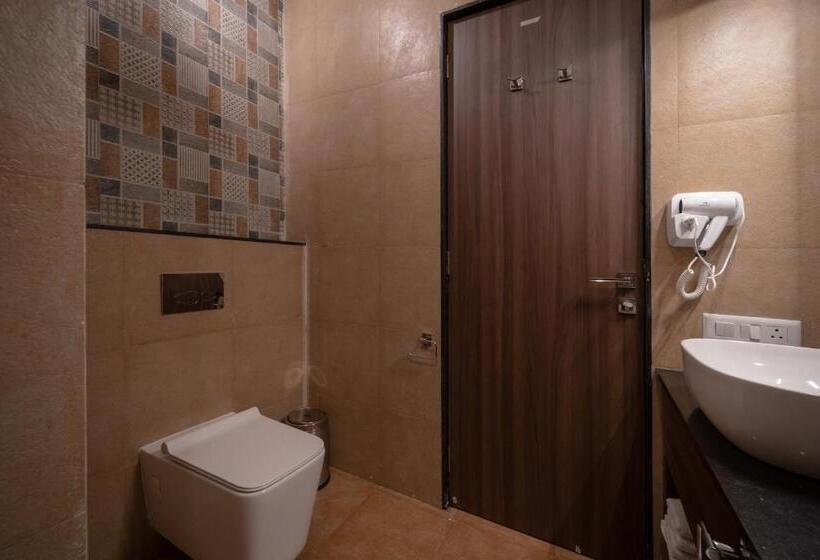 اتاق استاندارد با تخت بزرگ, Triose Boutique Hotel Lonavala