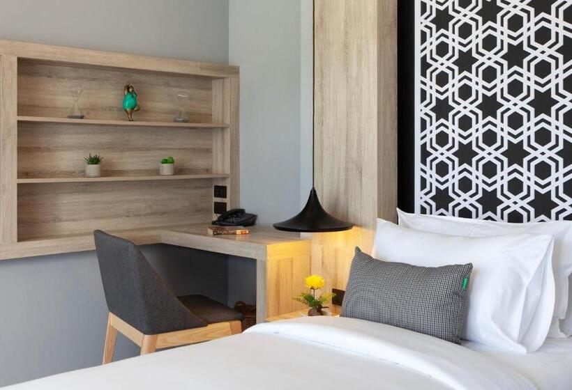 マウンテンビューデラックスルーム, The Lake Chalong Hotel Sha Plus