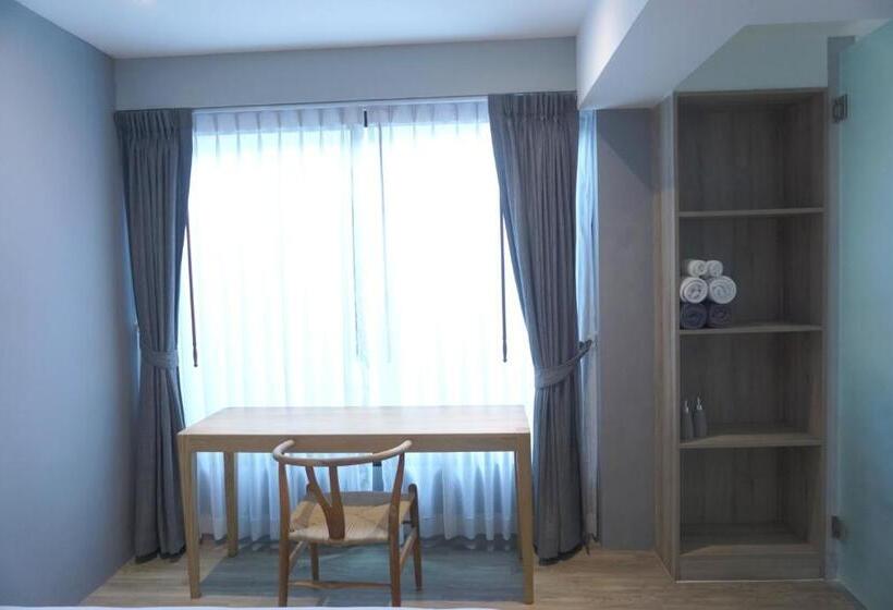 ویلای 2 خوابه, The Lake Chalong Hotel Sha Plus