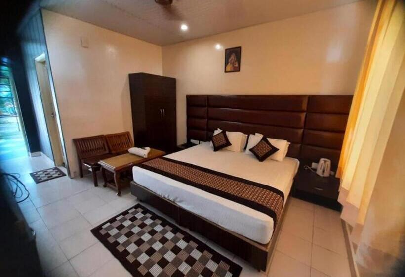 Номер Superior, Pops Resort