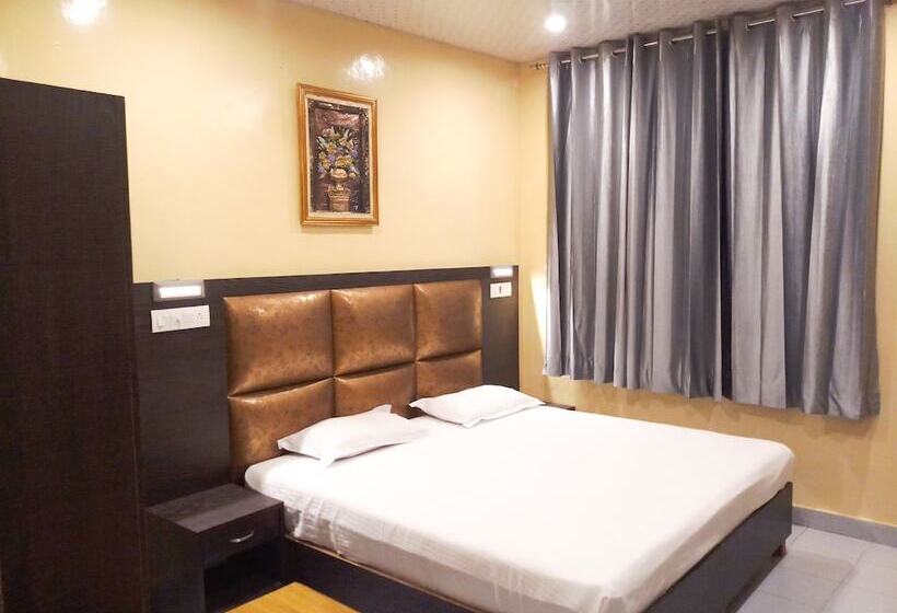 Номер Deluxe, Pops Resort
