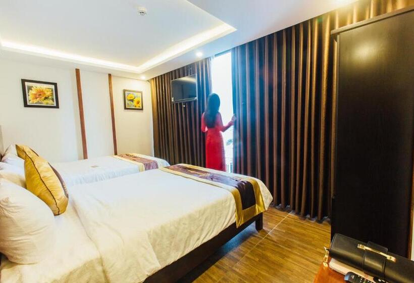 غرفة عائلية, Sunflower Hotel 2