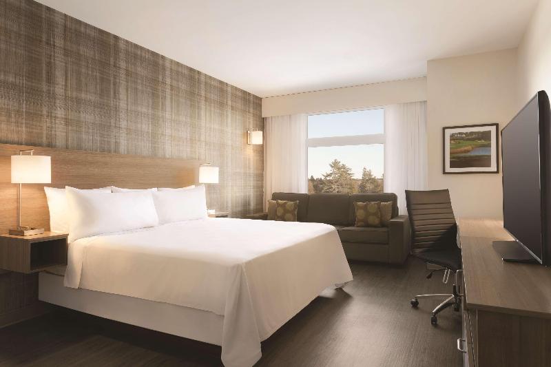Quarto standard, Radisson Kingswood Hotel & Suites, Fredericton