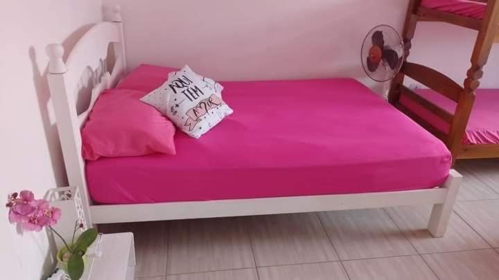 Семейный Номер Совместный Санузел, Tá Em Casa Peruíbe