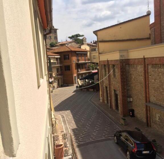 اتاق استاندارد با چشم‌انداز دریاچه, L'arco B&b Di Charme