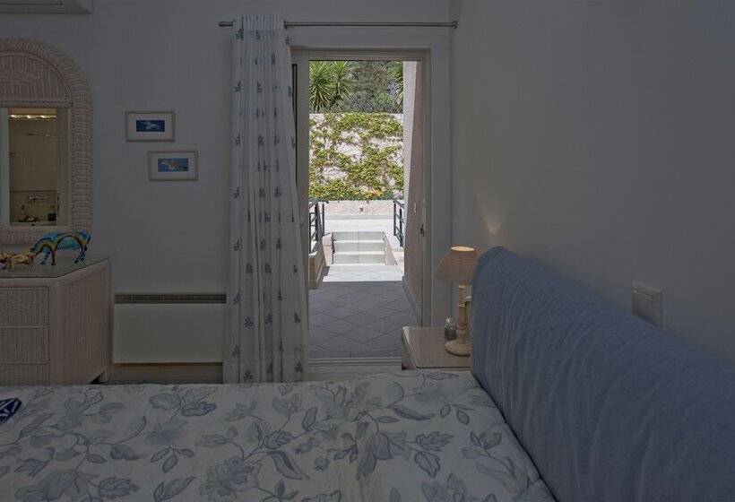 Вилла Superior 2 Спальни, Glyfada Homes Resort