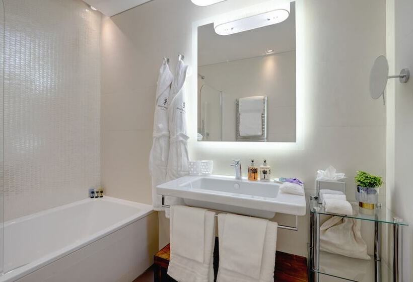 اتاق استاندارد, Singer Palace Hotel Roma