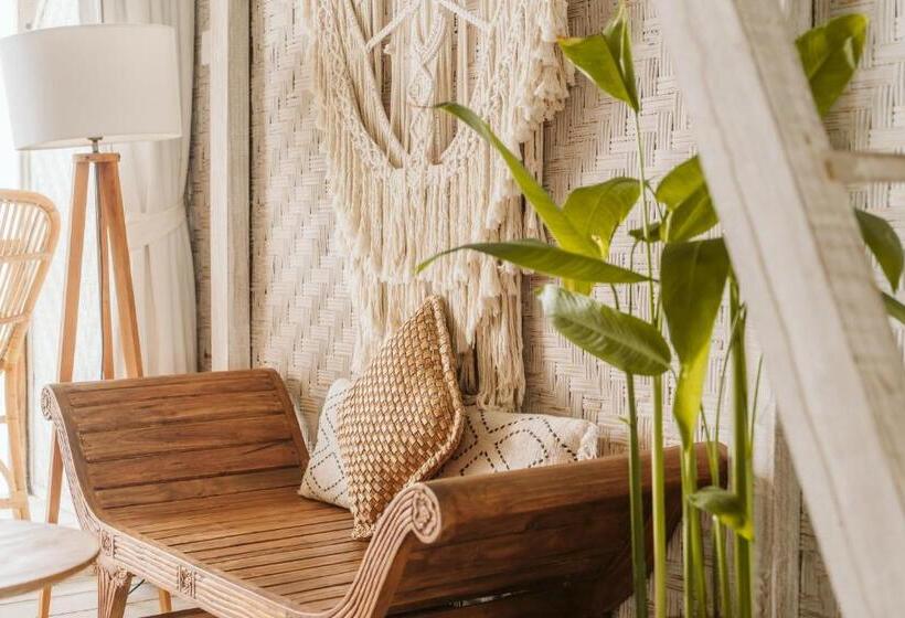 Полулюкс Повышенной Комфортности, Dreamsea Bali