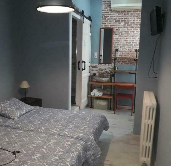 اتاق استاندارد, Hostal Hispalense
