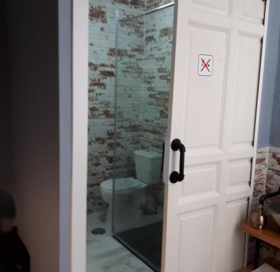 اتاق استاندارد, Hostal Hispalense